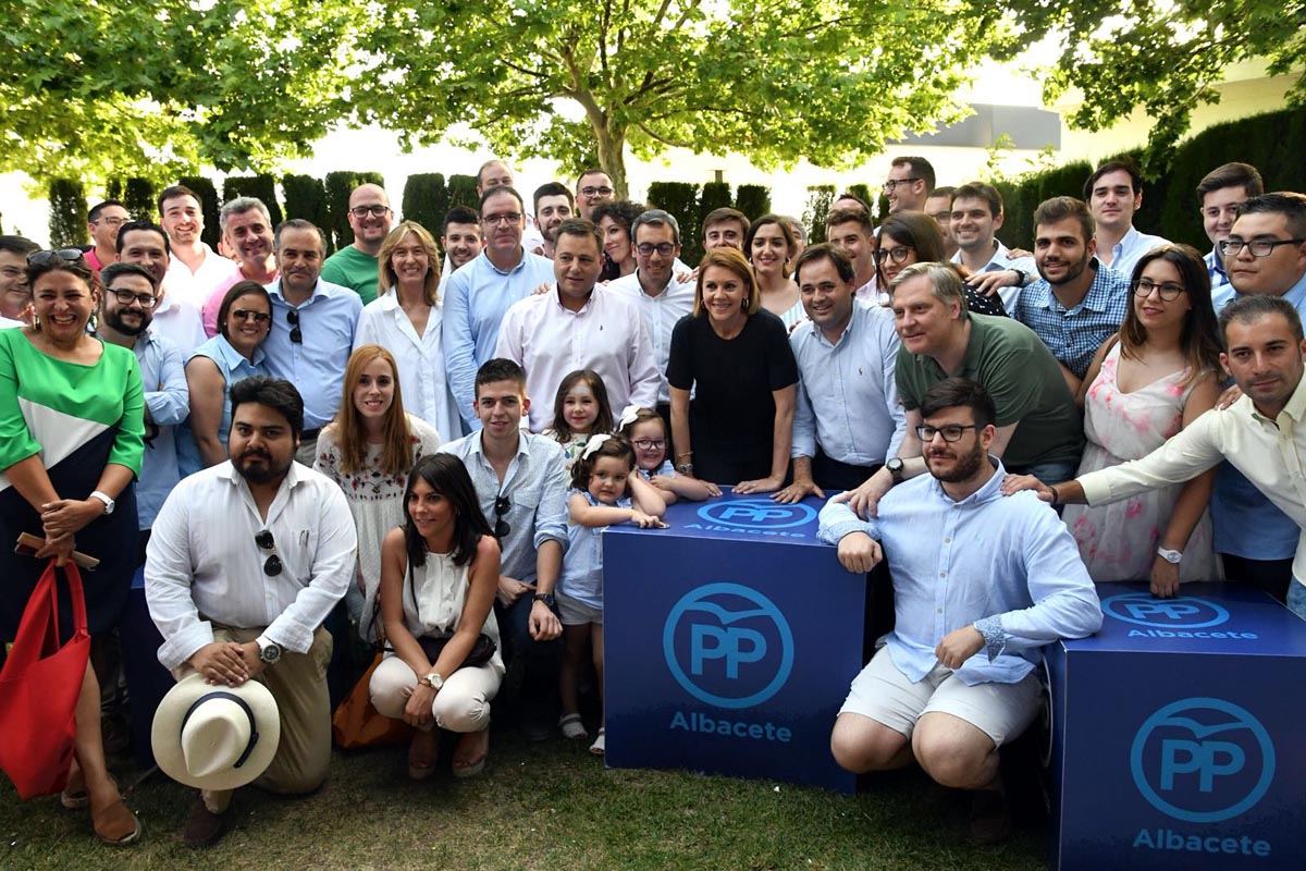 Cospedal en un acto con afiliados y simpatizantes en Albacete.