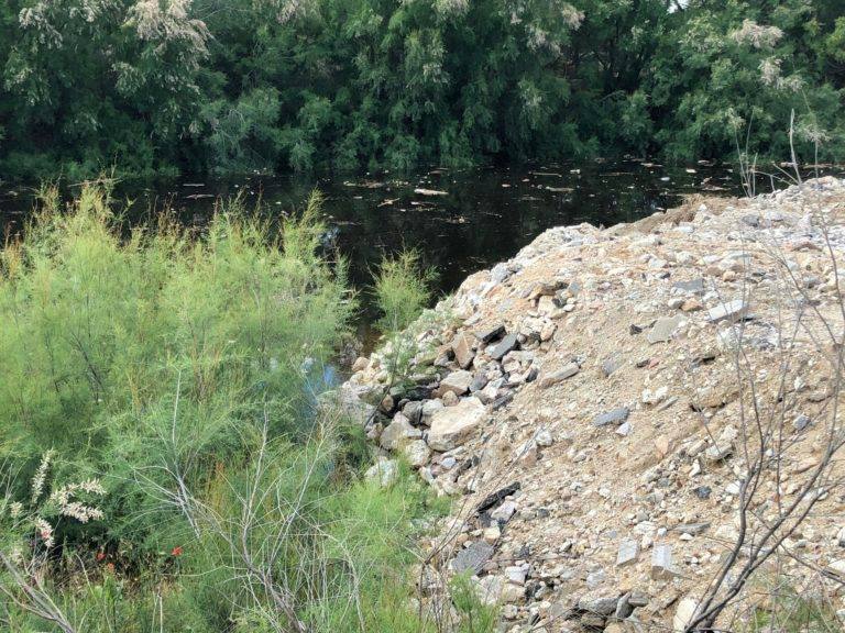 Vertidos en la Laguna de El Marchanillo, en Sonseca.