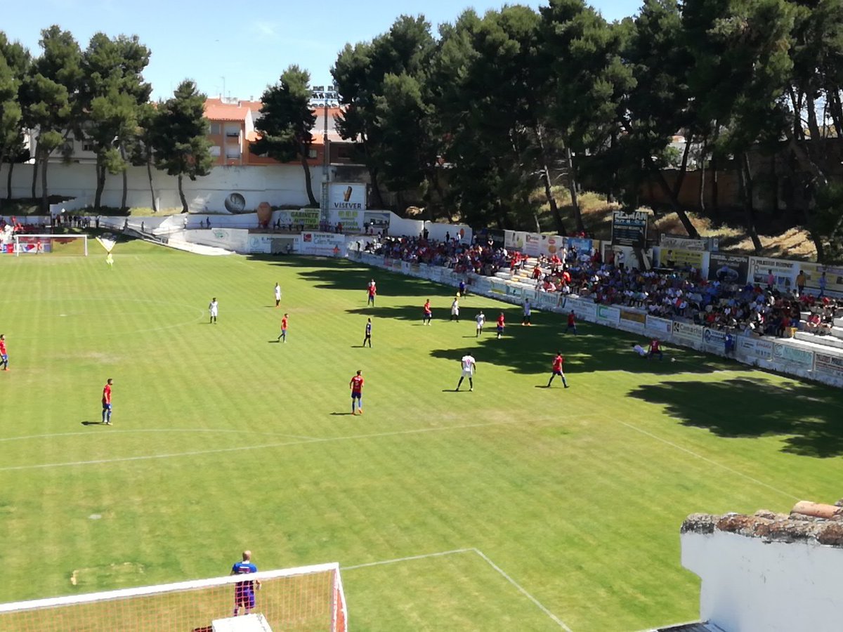 Imagen del partido entre el Villarrobledo y el Almería B