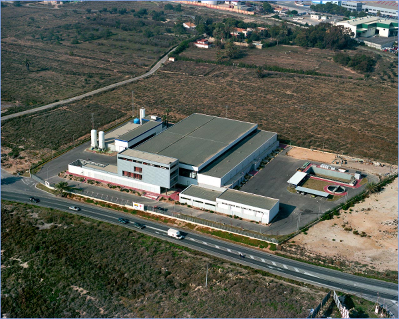 Imagen aérea de la desalinizadora de Torrevieja.
