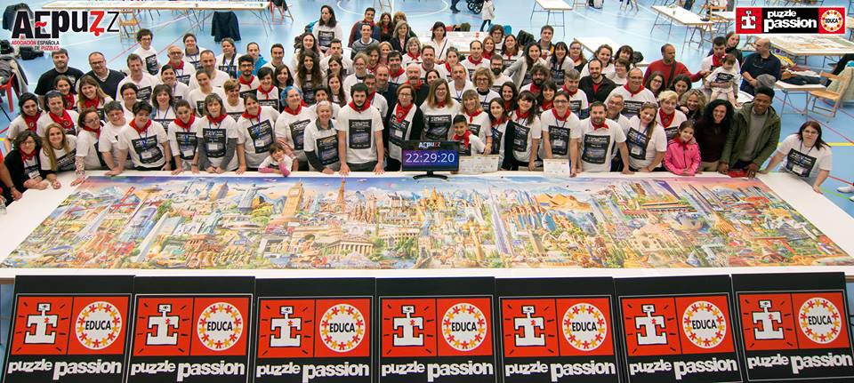 Miembros de la Asociación Española de Puzzles.