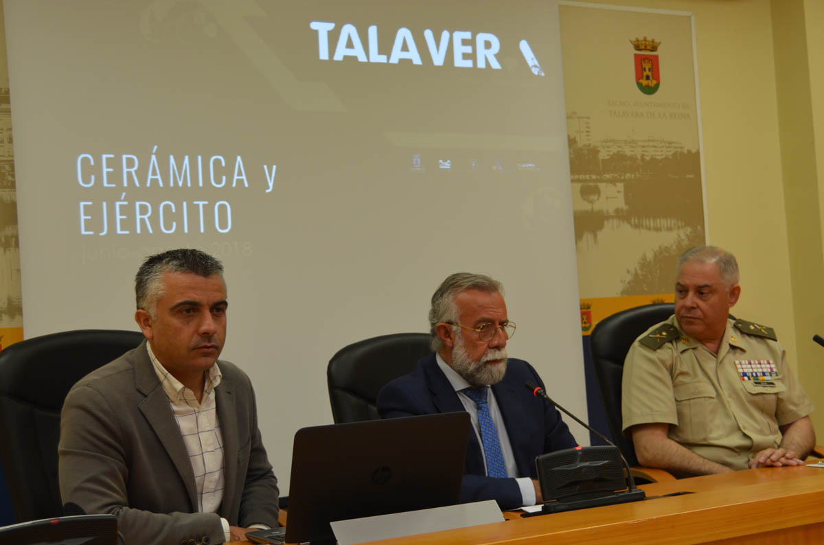 Presentación de la exposición "Talavera somos cerámica y Ejército".