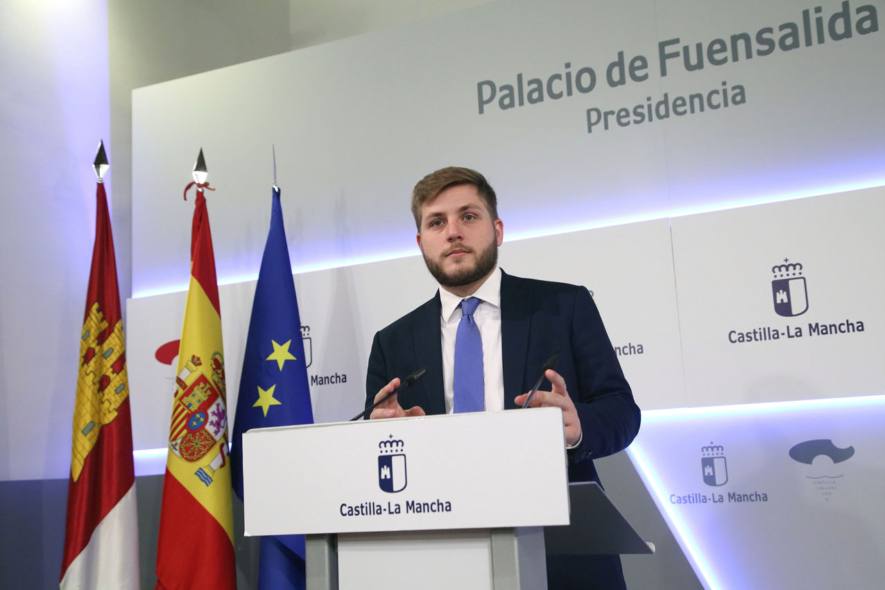 El portavoz del Gobierno de Castilla-La Mancha, Nacho Hernando. acreditaciones profesionales