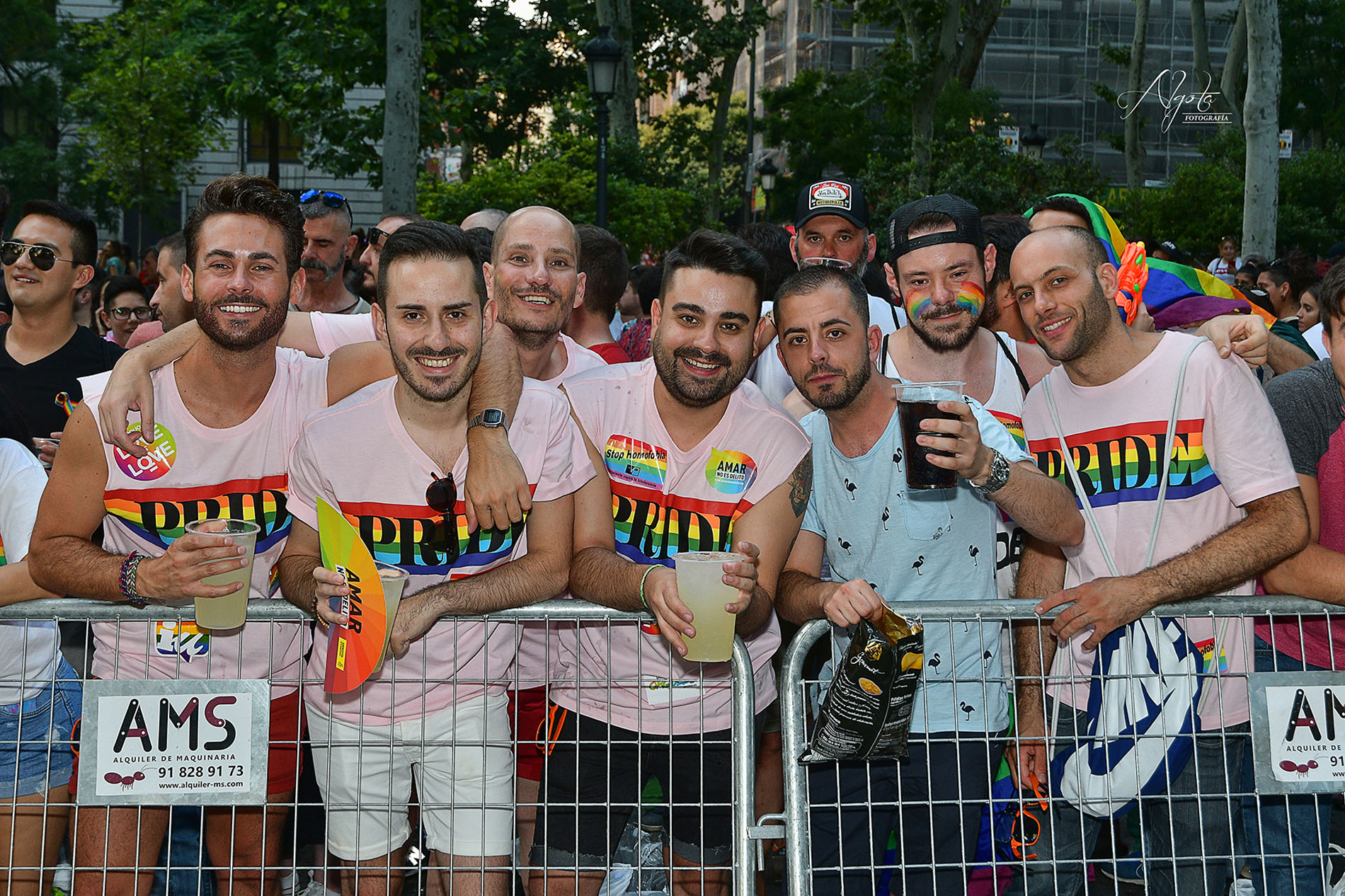 Las Fotos Del Colorido Desfile Del Orgullo Gay En Madrid Hechas Por Un