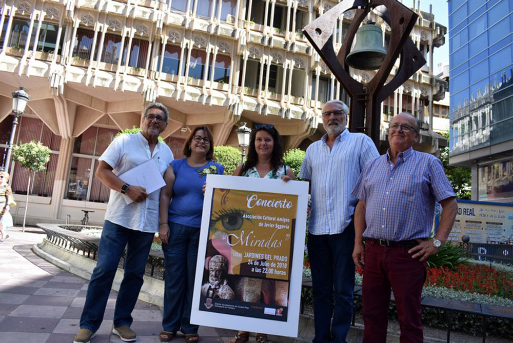 Presentación del concierto que ofrecerá que ofrecerá la Asociación Cultural "Amigos de Javier Segovia".