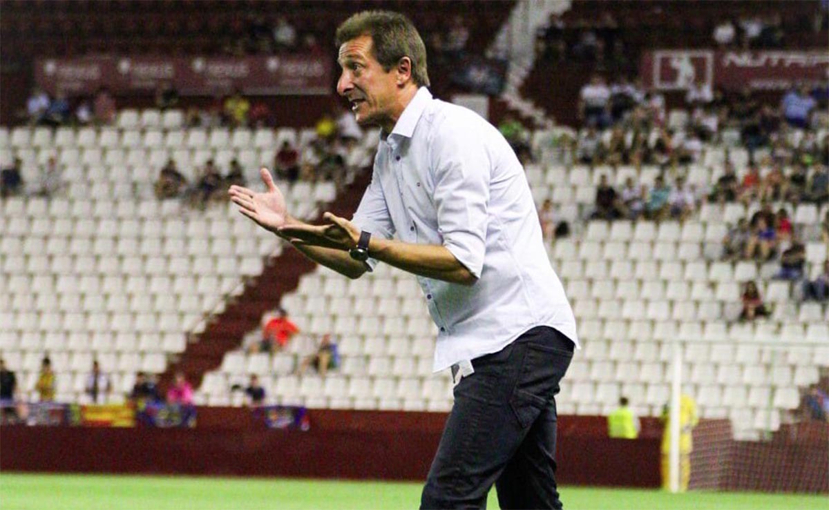 Luis Miguel Ramis sustituía a Enrique Martín como entrenador del Albacete