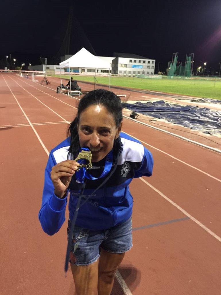 Sara Fernández tras conquistar el campeonato de España de Larga Distancia.