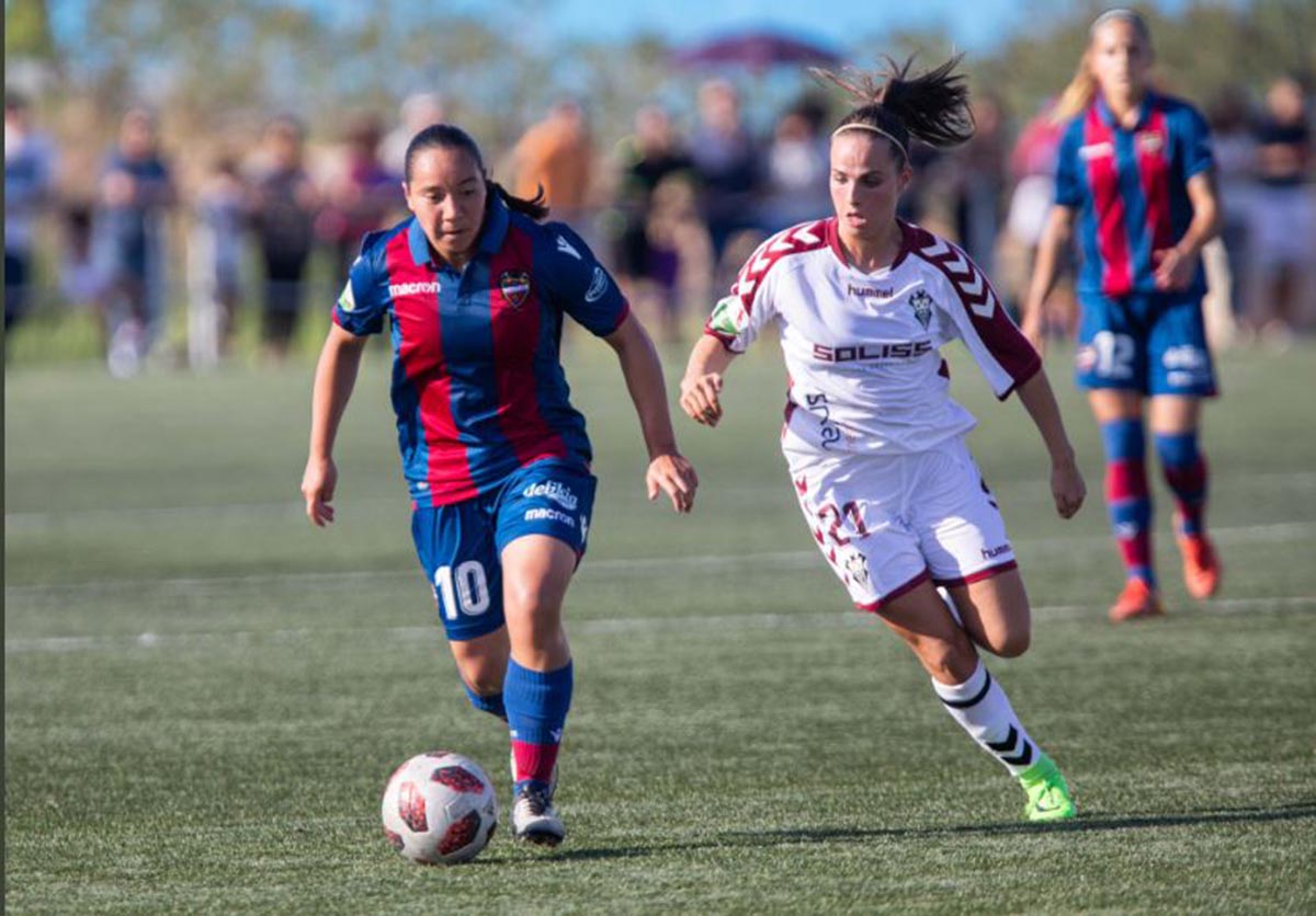 Lance del partido entre el Levante y el Fundación Albacete