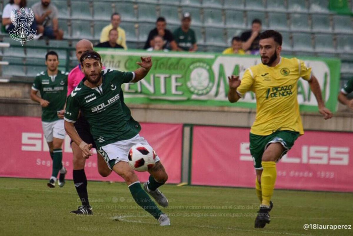 Lance del partido entre el Toledo y el Tomelloso