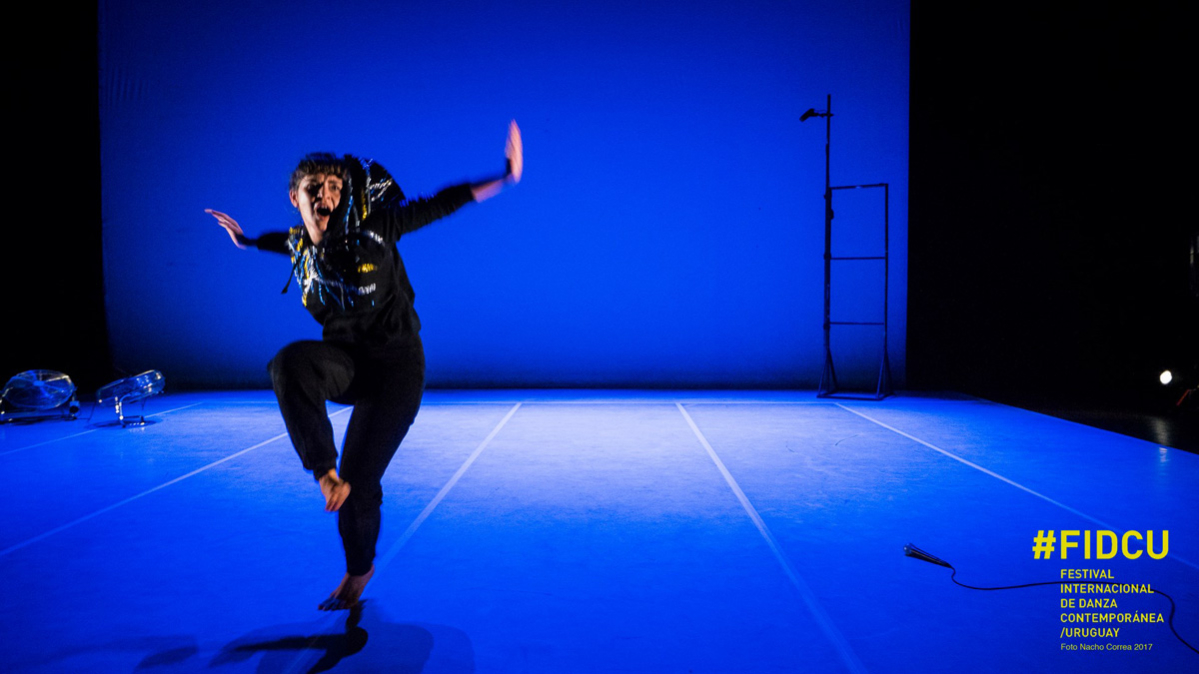 La danza contemporánea de Novás en el patio de San Pedro Mártir