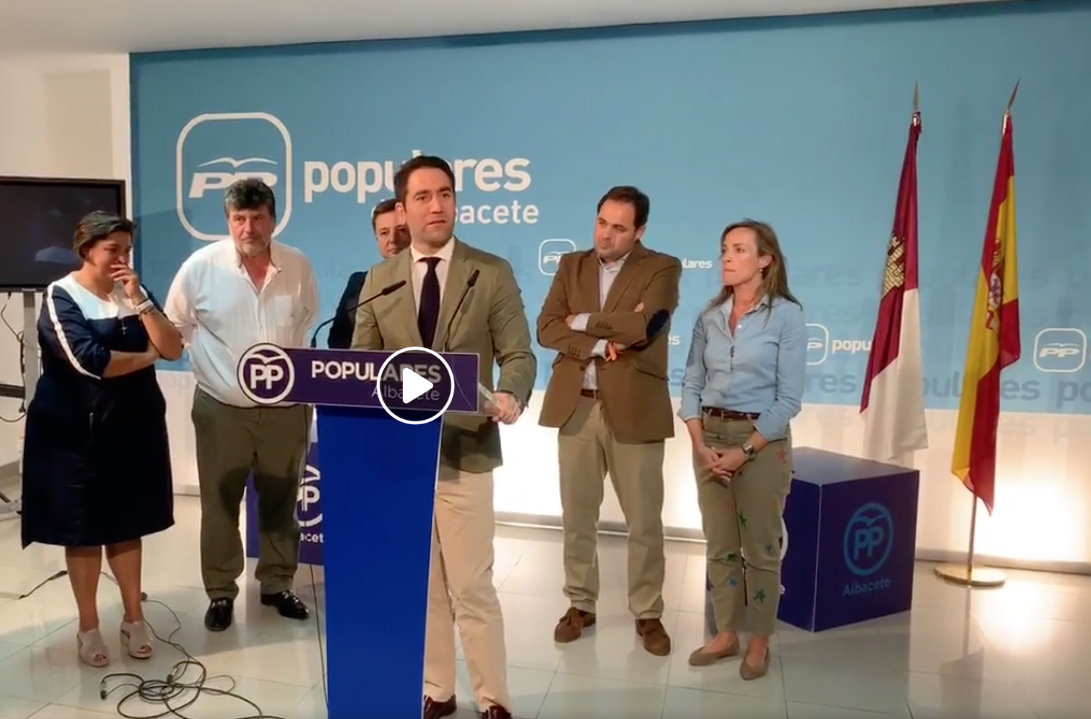 Teo García Egea acompañó a Paco Núñez, tras ganar las primarias