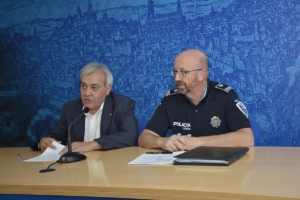 Del Pino y José Luis Martín, anunciando la segunda fase del dispositivo de tráfico