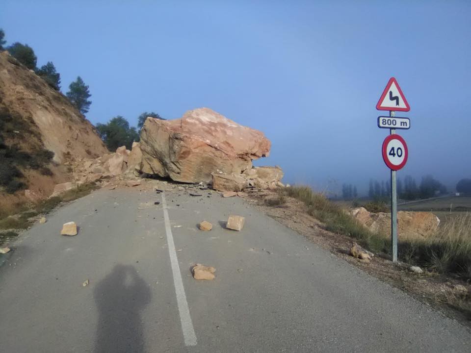 Desprendimiento en Cuevas de Velasco (Cuenca). Foto: Asociación de Amigos y Vecinos de Cuevas de Velasco.