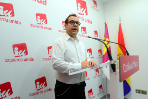 Juan Ramón Crespo, coordinador de IU CLM, pide que su grupo esté en las reuniones sobre el agua.