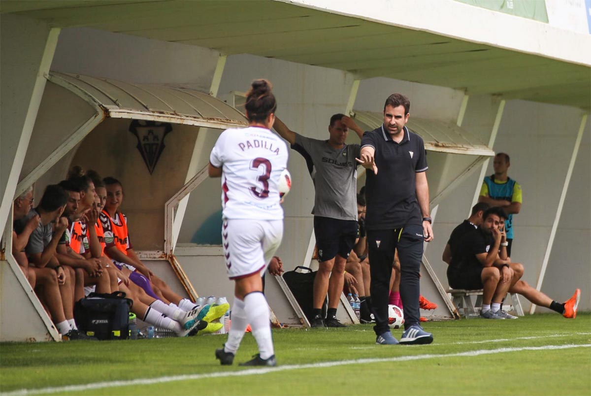 Carlos del Valle, técnico del Fundación Albacete, que se mide al Madrid en Copa