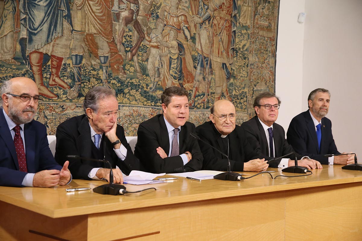 Page, en la firma del convenio entre entidades de Toledo y Cuenca con motivo del VIII Centenario de la Catedral de Burgos