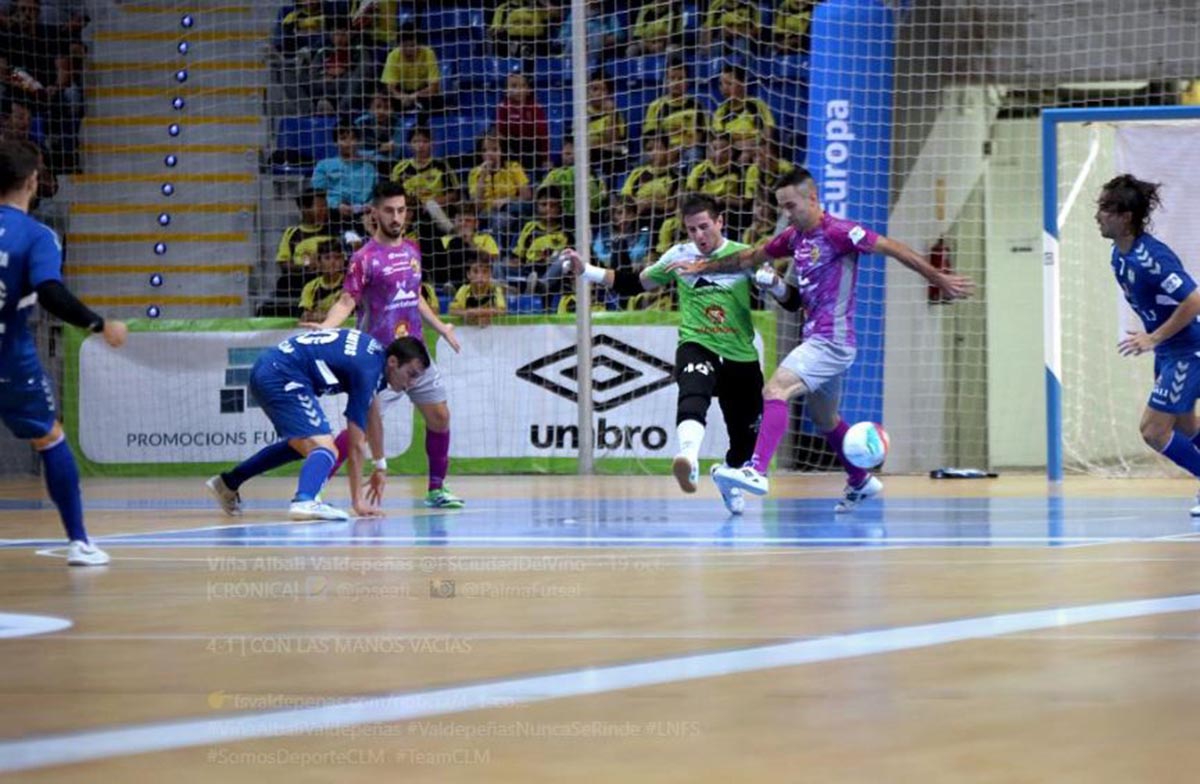 El Viña Albali Valdepeñas nada pudo hacer contra la eficacia del Palma Futsal