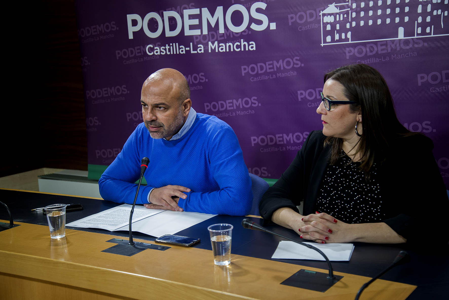 José García Molina y María Díaz. Cospedal. podemos