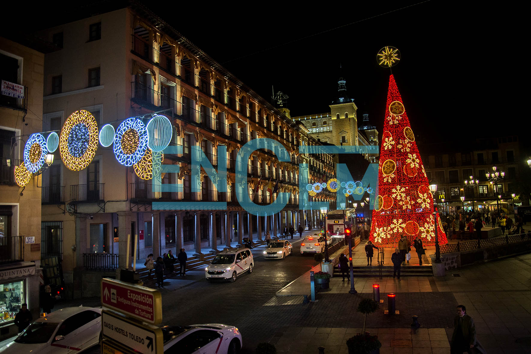 El árbol navideño volverá a presidir la Plaza de Zocodover, en Toledo.