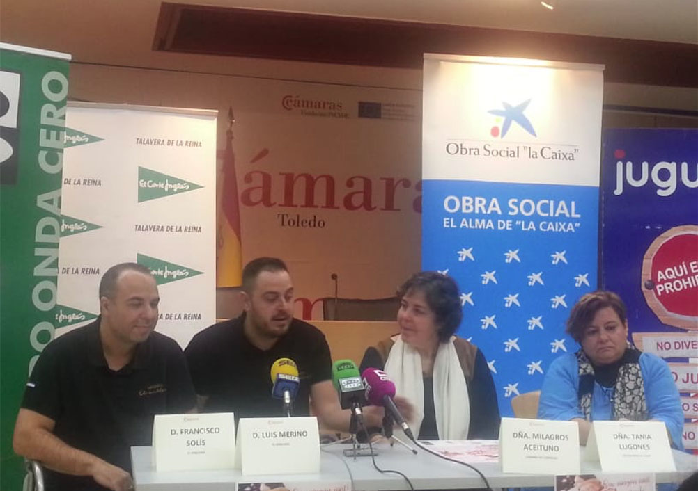 Presentación de la recogida solidaria de juguetes a cambio de platos de jamón en Talavera.