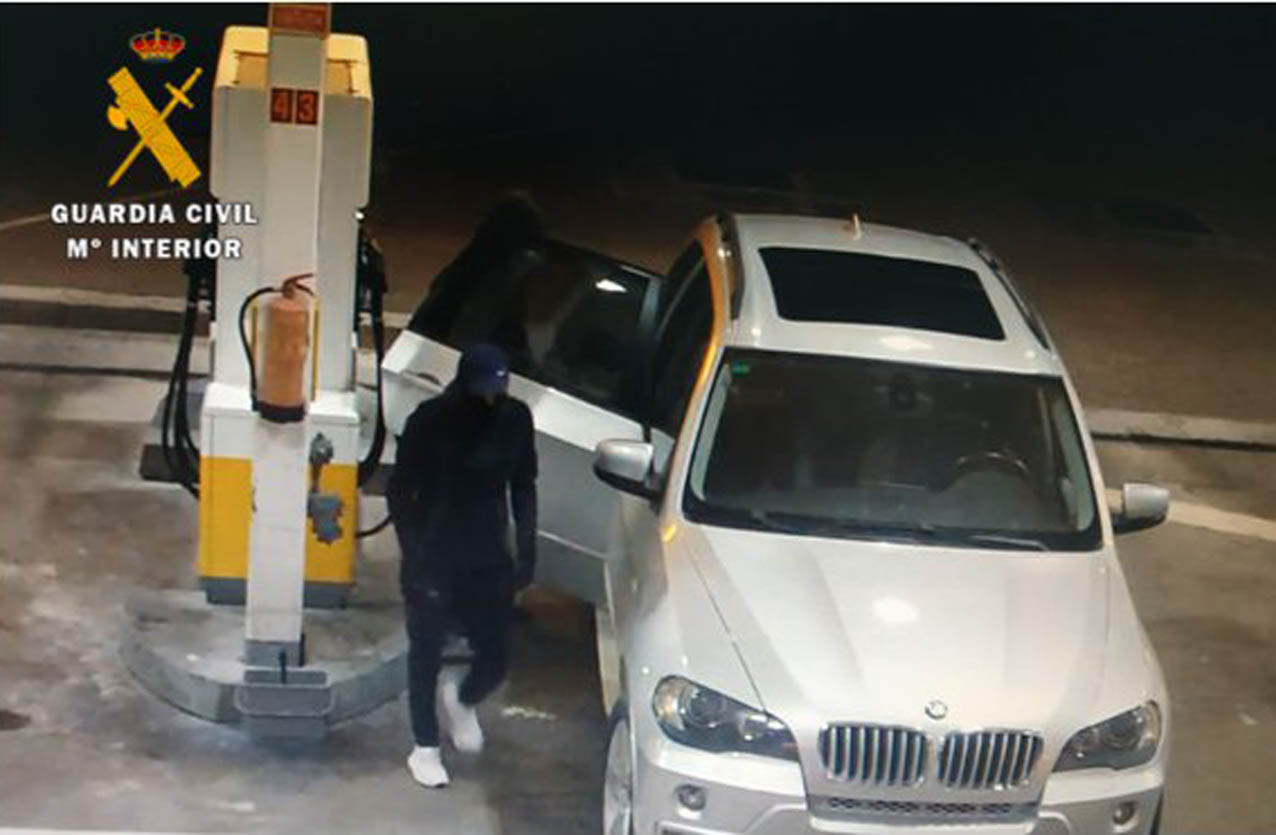 Imagen de los presuntos ladrones en la gasolinera de Casarrubios.