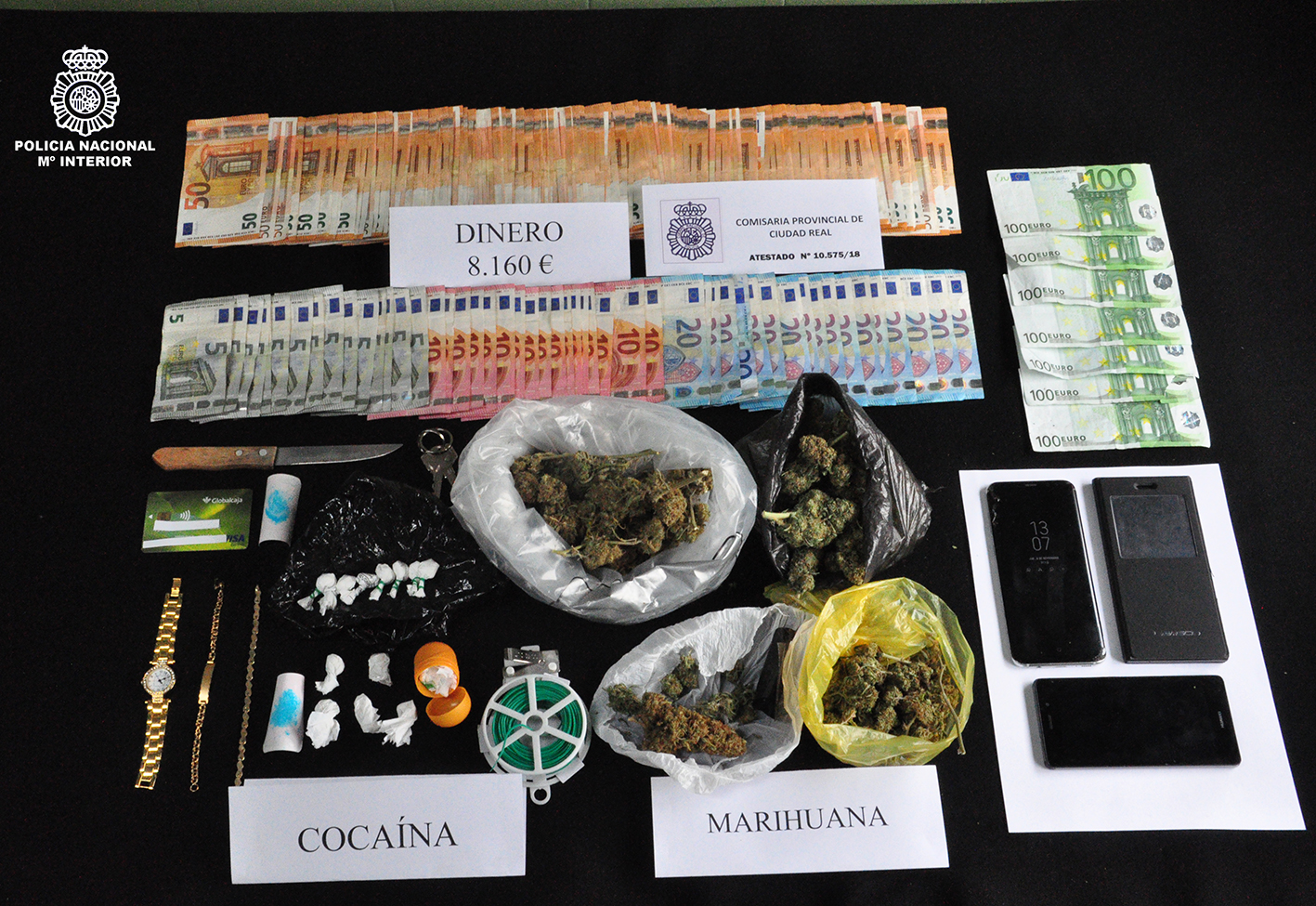 Cocaína, marihuana, 8.000 euros en efectivo… Material que estaba en dos viviendas de Ciudad Real.