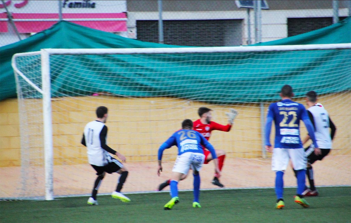 Lance del Cartagena B-Socuéllamos, de la Copa Federación