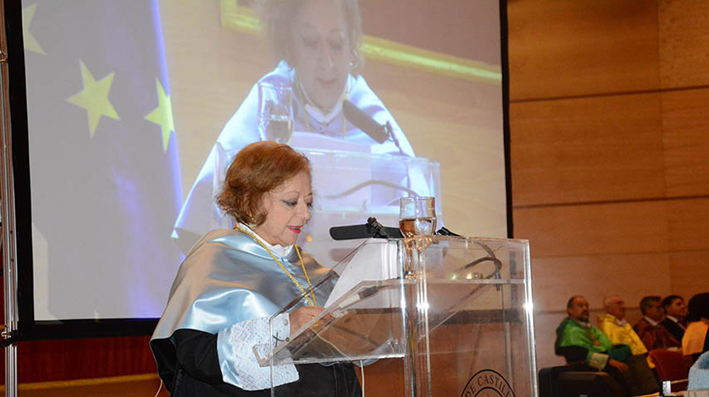 Cristina Garcia Rodero en su nombramiento como doctor "honoris causa" de la UCLM.