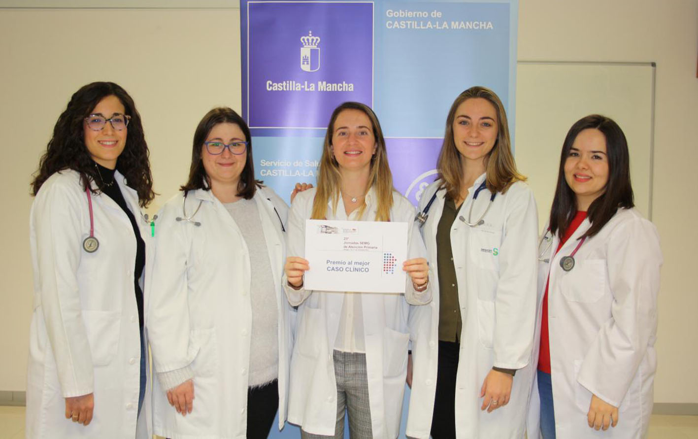 Las cinco médicos de Atención Primaria premiadas