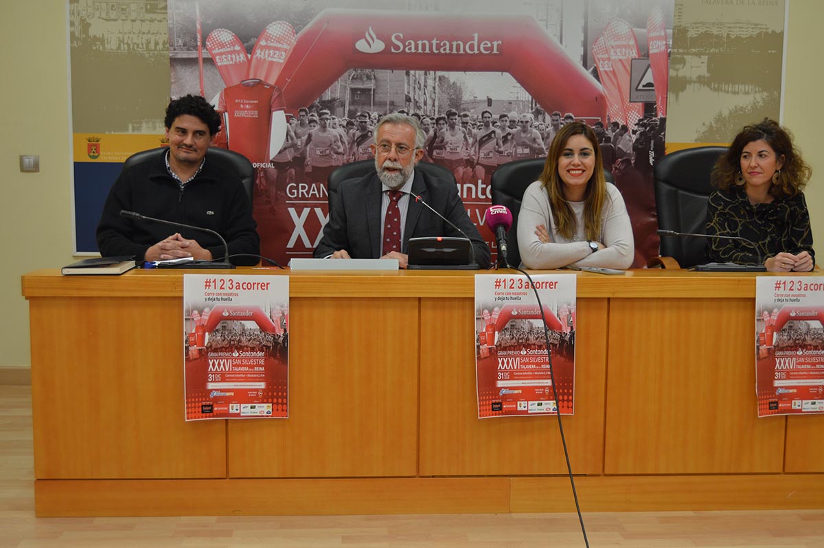 Jaime Ramos, presentando la San Silvestre de Talavera