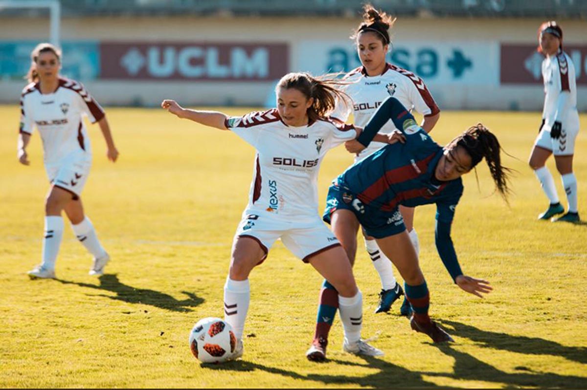 Tropiezo casero del Fundación Albacete Femenino