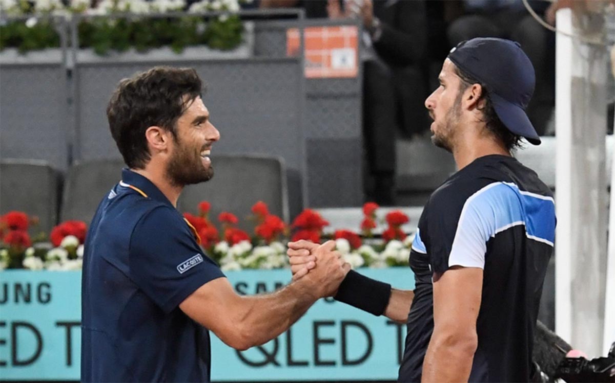 Pablo Andújar (izquierda), en foto de un torneo anterior, con Feliciano López