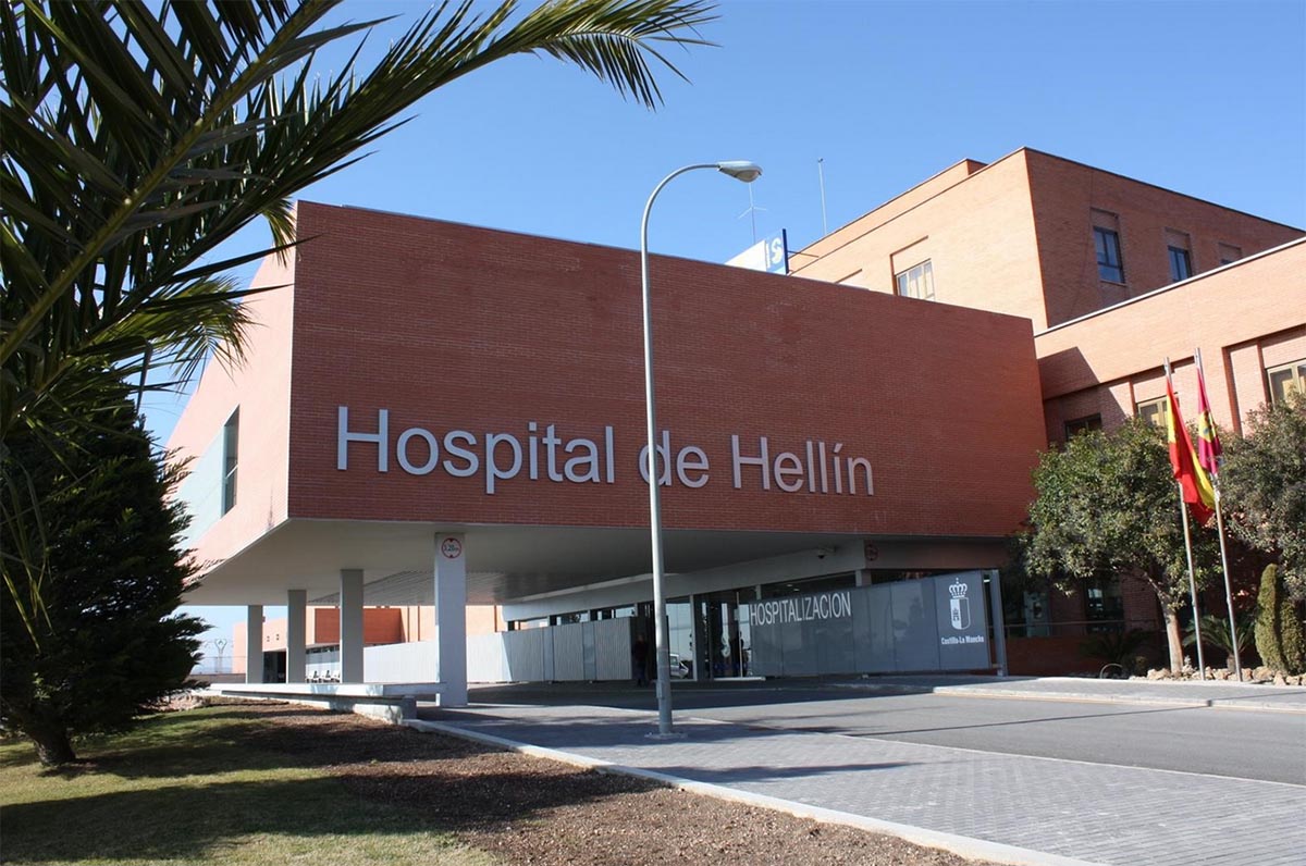 La víctima fue trasladada al hospital de Hellín