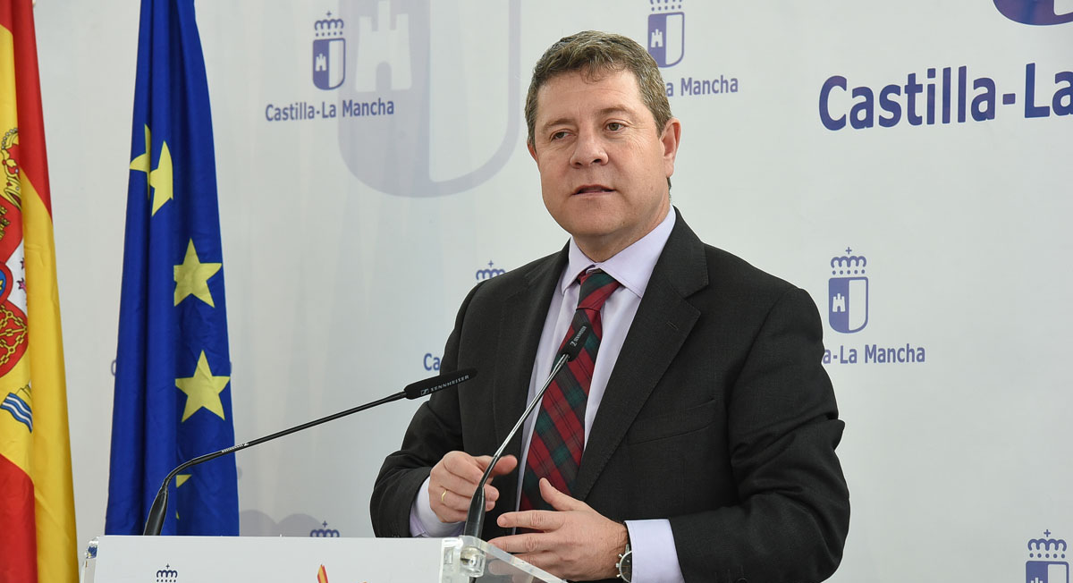Page durante la inauguración del nuevo pabellón polideportivo del IES Pedro Mercedes de Cuenca.