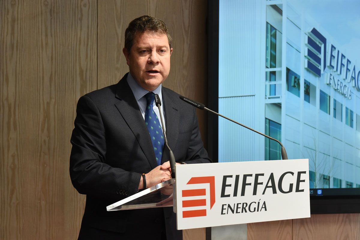Emiliano García-Page en la inauguración de las nuevas instalaciones de la compañía Eiffage Energía en Albacete.