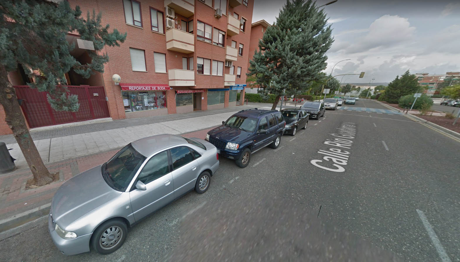 Por esta zona, en la calle Guadarrama del Polígono de Toledo, ocurrió el atropello.