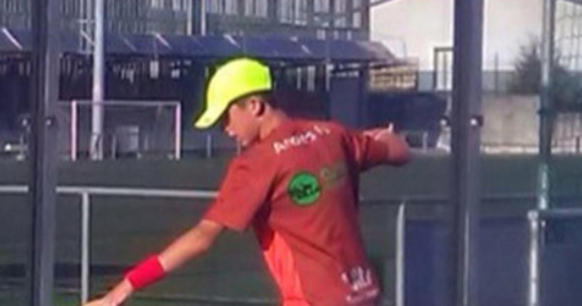 Andrés Fernández Lancha, el primero de España infantil de pádel