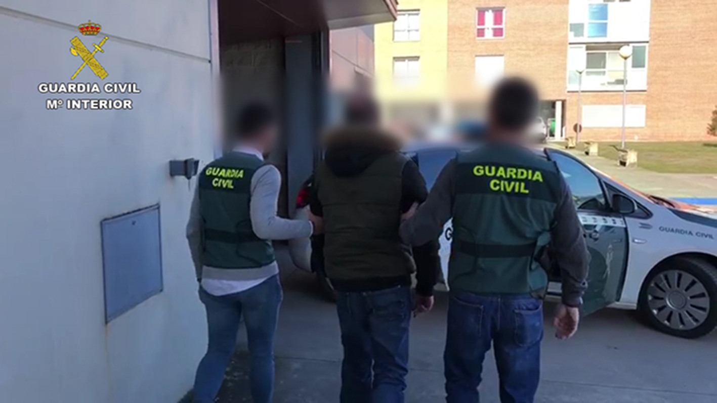 La Guardia Civil arresta a uno de los hombres que intervinieron en la operación de la sustracción de menores en Illescas.