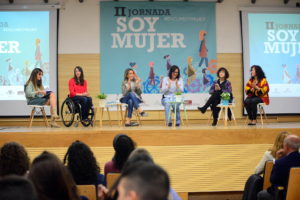 Las seis participantes en la primera mesa de la II jornada "Soy Mujer", organizada por ENCLM en colaboración con la UCLM.