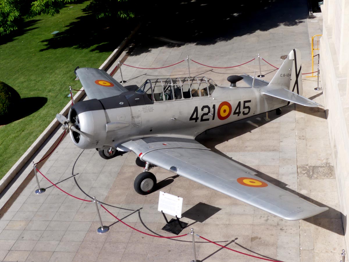 El avión Texan T-6, en la exposición del Ejército del Aire en El Toboso