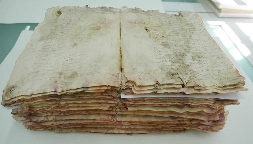 Libro restaurado por el Archivo Municipal de Toledo.