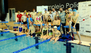 Foto de familia de la natación adaptada en Toledo