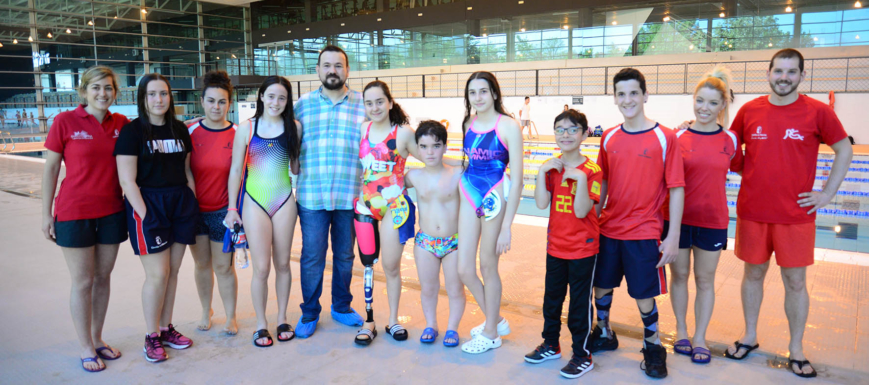 Los nadadores de CLM, con Xavi Torres y Amores