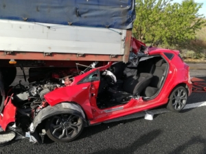 motilla La embarazada ha sido evacuada al hospital del Requena.
