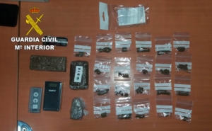 La droga incautada al joven detenido en El Casar.