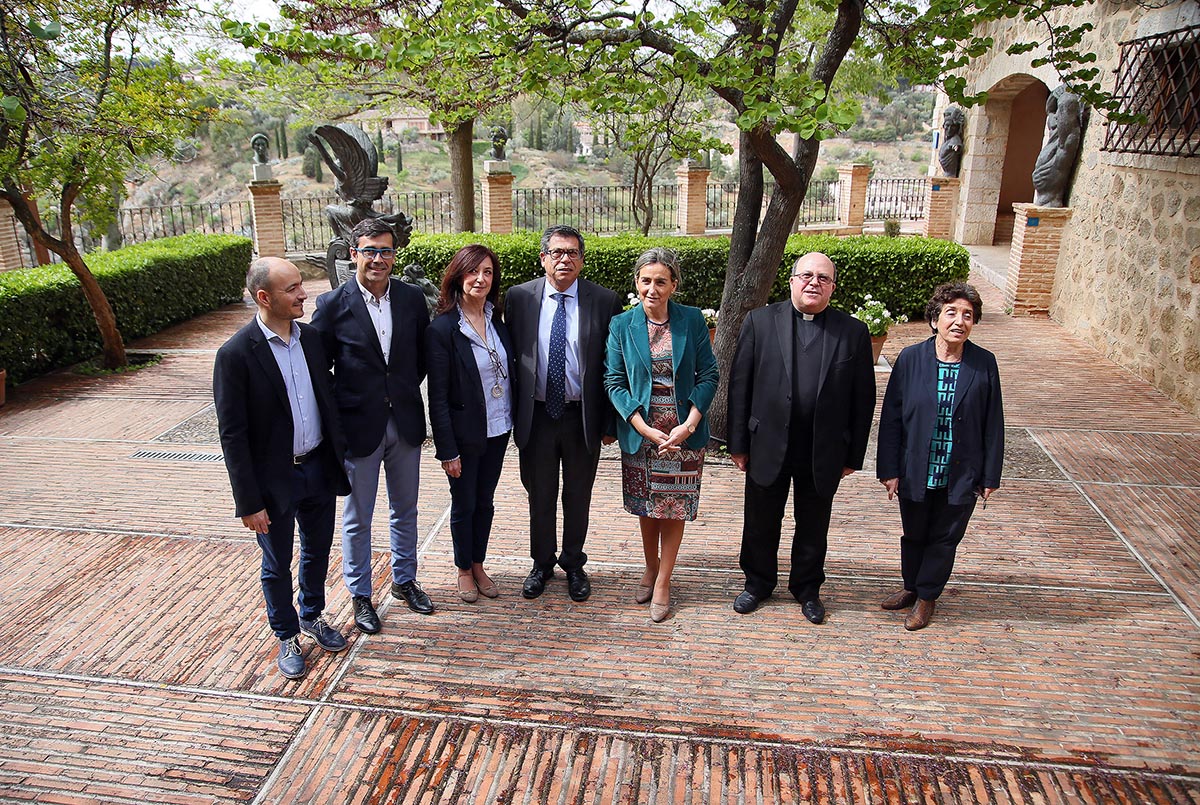 Autoridades en la presentación del Festival de Música El Greco