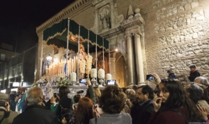 Procesión de María Santísima de la Esperanza Macarena y Jesús de la Salud. Foto: Jesús Ropero Sanz