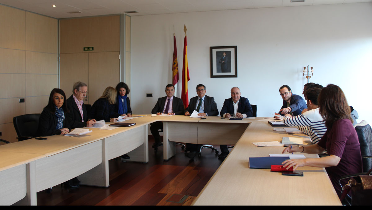 Reunión de la Comisión Provincial de Seguimiento del Plan de Empleo de Zonas Rurales de Toledo.