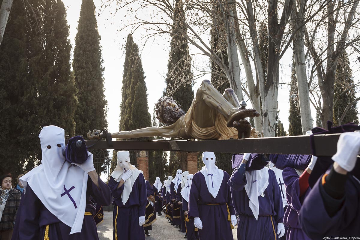 Semana Santa de Guadalajara: traslado del Cristo de la Expiración