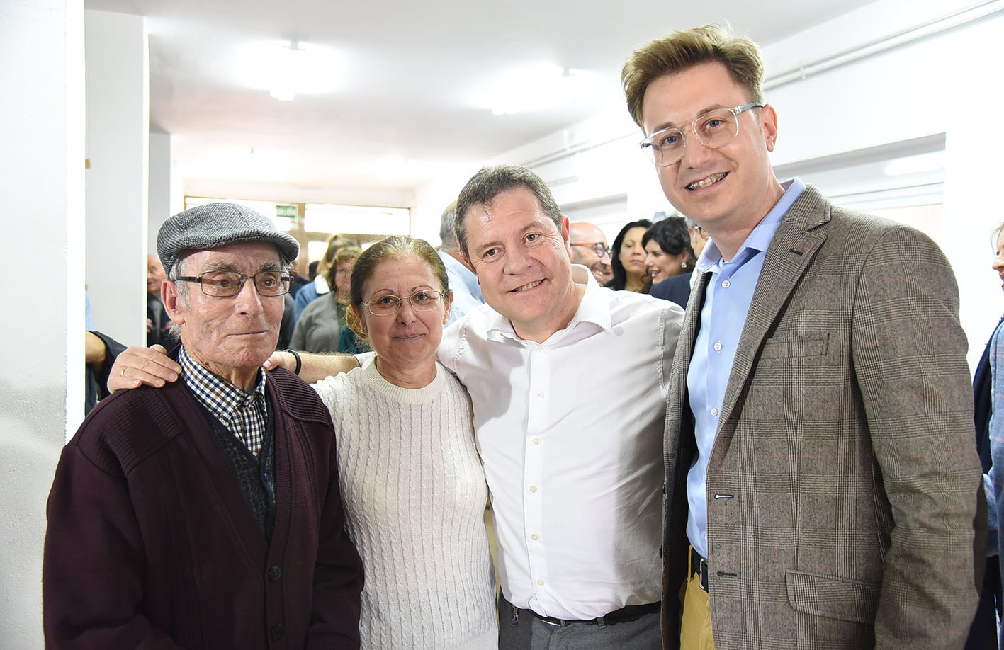 Page, durante su visita a Cenizate, en la provincia de Albacete.